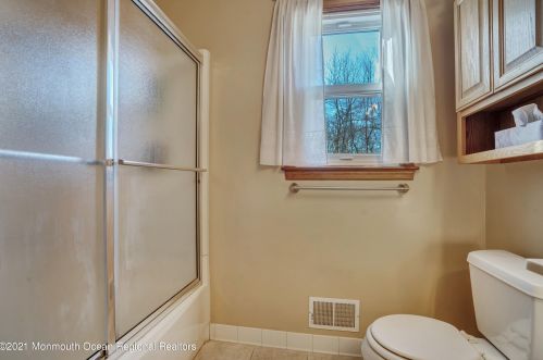 11 Red Cedar Ct, Jackson Twp NJ 08527-1351 exterior