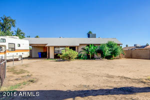 1913 70th Ave, Phoenix, AZ 85035-3321