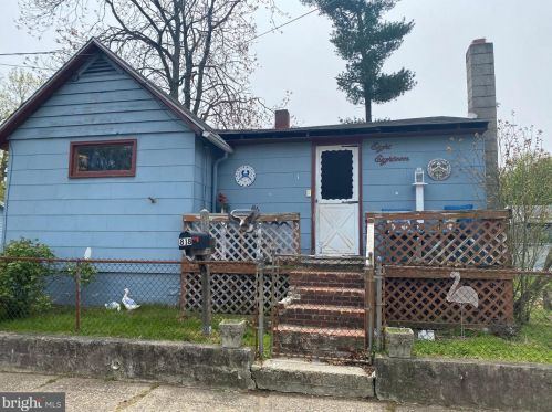 818 Philadelphia Ave, West Deptford, NJ 08063-1335