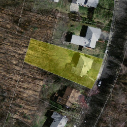 17 Wayne Rd, Newton MA  02459-3411 aerial view