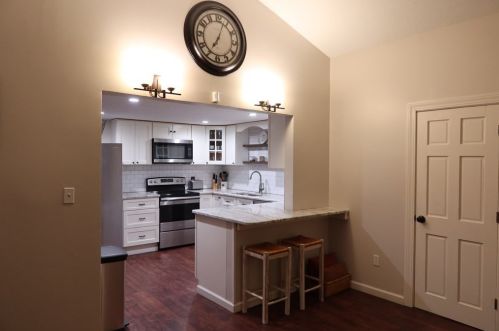 240 Prospect St, Royalston MA 01331-2317 exterior