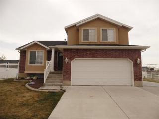 980 Inverness Dr, Syracuse UT  84075-6854 exterior