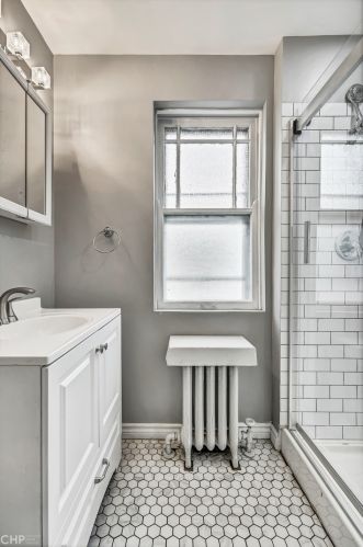 3424 Clinton Ave, Forest View IL 60402-3322 exterior