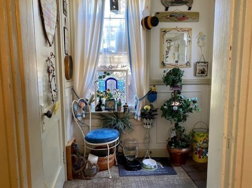 93 Haverhill St, Methuen MA 01844-4240 exterior