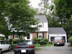 22 Bonmar Cir, Newton, MA 02466-2708