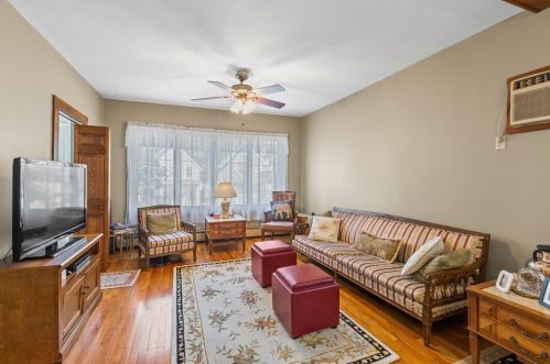 153 Nichols St, Everett MA 02149-4911 exterior