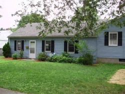 15 Cavanaugh Path, Newton, MA 02459-3701