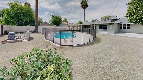 7819 17th Ave, Phoenix AZ  85021-7011 exterior