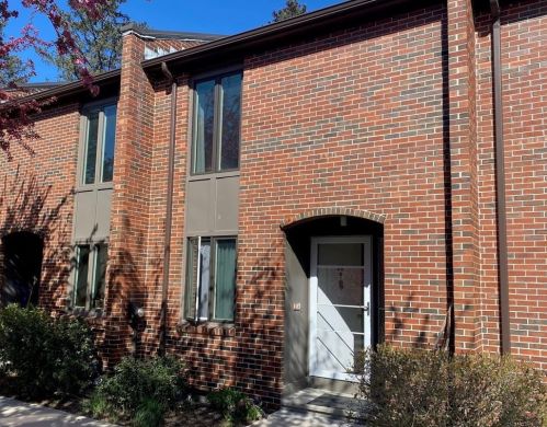 26 Webster Ct, Amherst, MA 01002-2834