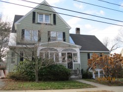76 Prairie Ave, Newton, MA 02466-1615