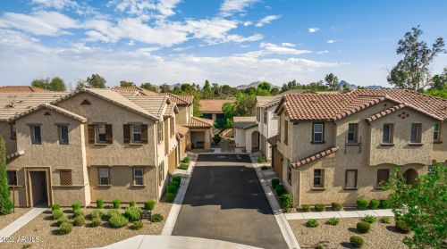 4623 Beck Ln, Phoenix, AZ 85032-3376