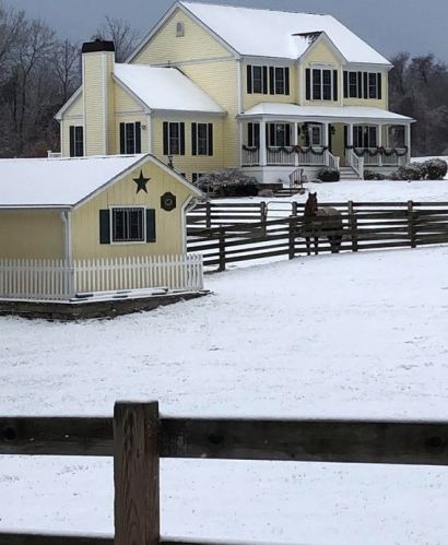 16 Pierce Rd, Sutton, MA 01590-2909