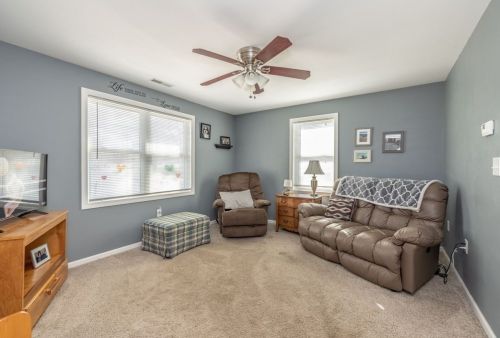 163 Florida Dr, Agawam MA 01001-3516 exterior