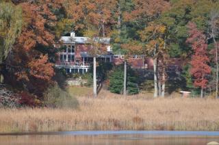 98 Meadow Brook Rd, Hingham, MA 02061-2729