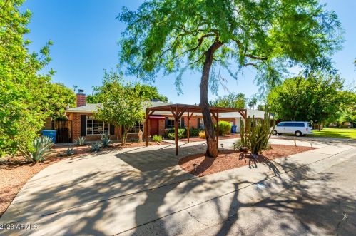 6141 15th Dr, Phoenix, AZ 85015-2005