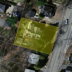 137 Lowell Ave, Newton MA 02460-1521 aerial view