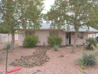 1911 25th St, Phoenix, AZ 85008-3512