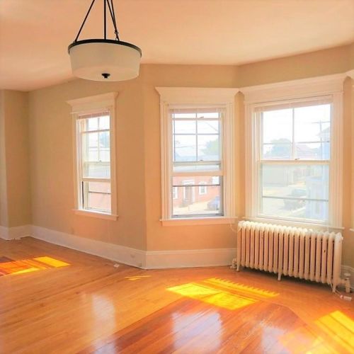 67 Brigham St, New Bedford MA 02740-2214 exterior