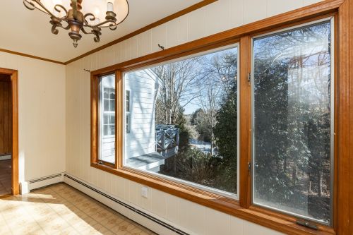 27 Huettner Rd, Falmouth MA 02543-1508 exterior