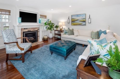 107 Leavitt St, Hingham MA 02043-2973 exterior