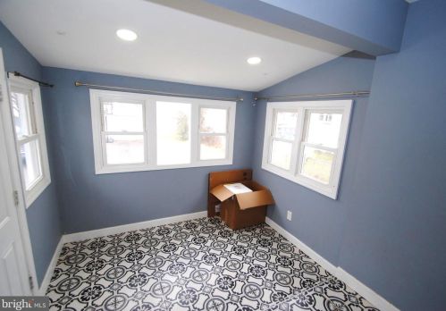 1111 High St, Burlington NJ  08016-2715 exterior