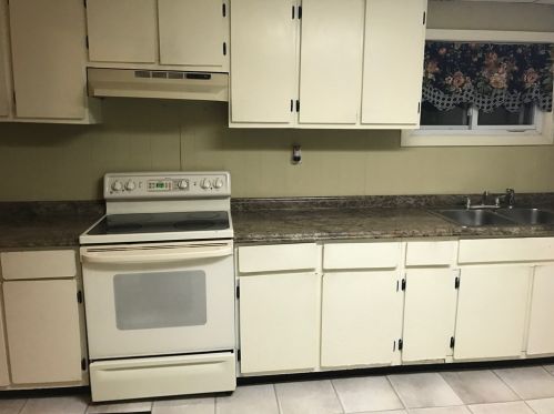 27 Upsala St, Worcester MA 01610-2044 exterior