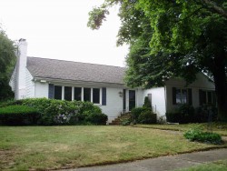 5 Broken Tree Rd, Newton, MA 02459-3415