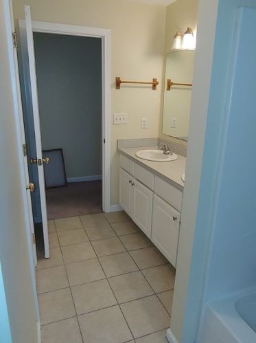 7 Ludlow St, Worcester MA 01603-1123 exterior