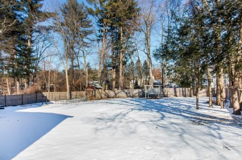 12 Beaverbrook Rd, Burlington MA 01803-1203 exterior