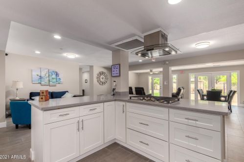 8007 7th Ave, Phoenix AZ  85021-5613 exterior