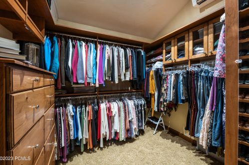 2068 Mahre Dr, Park City UT 84098-8508 exterior