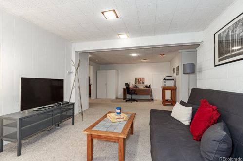 9164 Tufts Ave, Englewood CO 80111-1165 exterior