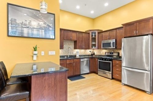 87 Franklin St, Quincy MA  02169-7856 exterior