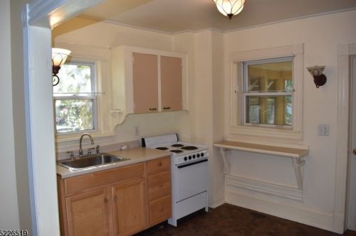 31 Main St, Wantage NJ  07461-2112 exterior