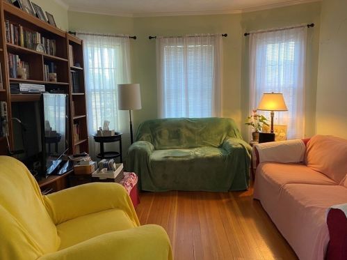 72 Everett St, Arlington MA 02474-6904 exterior