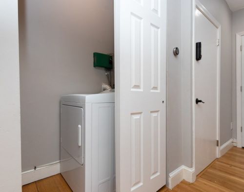 192 Washington Ave, Chelsea MA 02150-3903 exterior