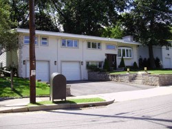 262 Arnold Rd, Newton, MA 02459-3047