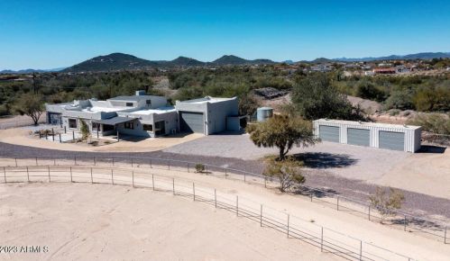 39068 15th Ave, Phoenix AZ 85086-7226 exterior