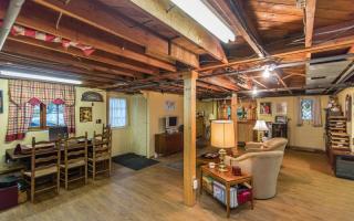 33 Windbeam Loop, Skyline Lakes, NJ 07456-1836