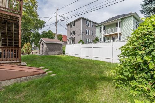 85 Kenberma Rd, Worcester MA 01604-3951 exterior