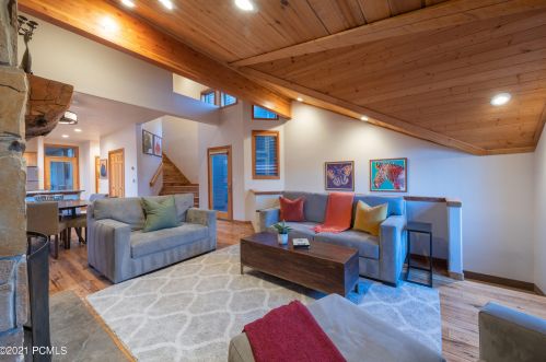 1172 Lowell Ave, Park City UT 84060-5115 exterior