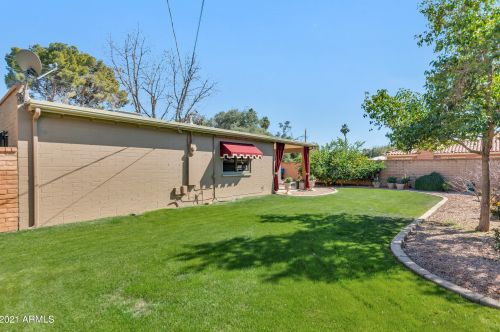 2542 42nd St, Phoenix AZ 85032-4729 exterior