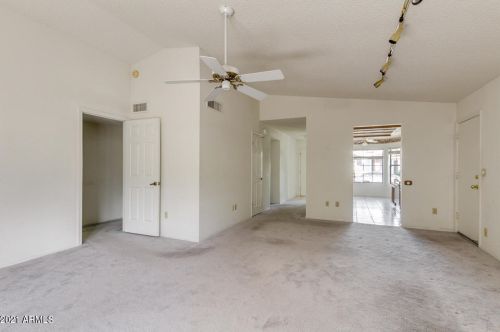 125 Campo Bello Dr, Phoenix AZ 85032-2215 exterior