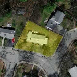 137 Warwick Rd, Newton MA 02465-1747 aerial view