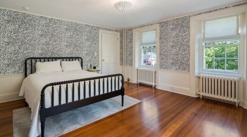 136 Village Ave, Dedham MA  02026-4224 exterior