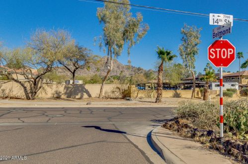 1344 Belmont Ave, Phoenix AZ 85021-6876 exterior