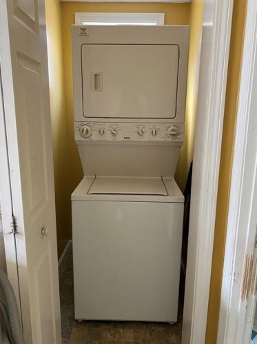 73 Dyer Ave, Whitman MA exterior