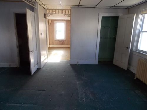 27 Barnum St, Taunton MA 02780-4601 exterior