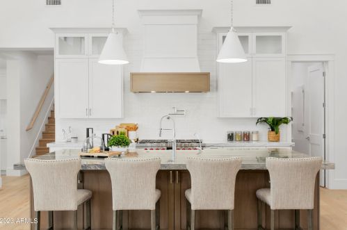 222 Belmont Ave, Phoenix AZ  85021-7229 exterior