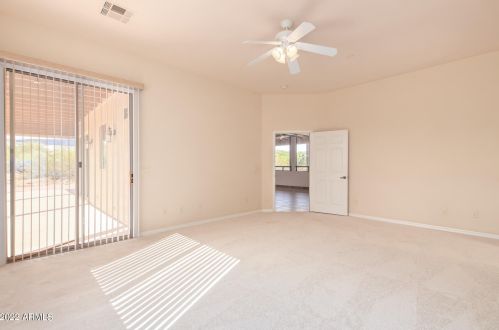 44811 12 St, Phoenix AZ 85086-8480 exterior